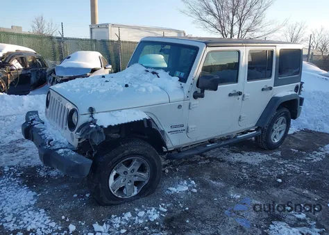 2015 Jeep Wrangler Unlimited Sport z USA, uszkodzony, nr VIN 1C4BJWDG1FL577840